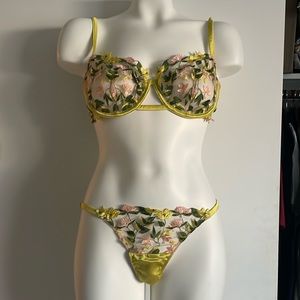 Studio Pia Liana Set